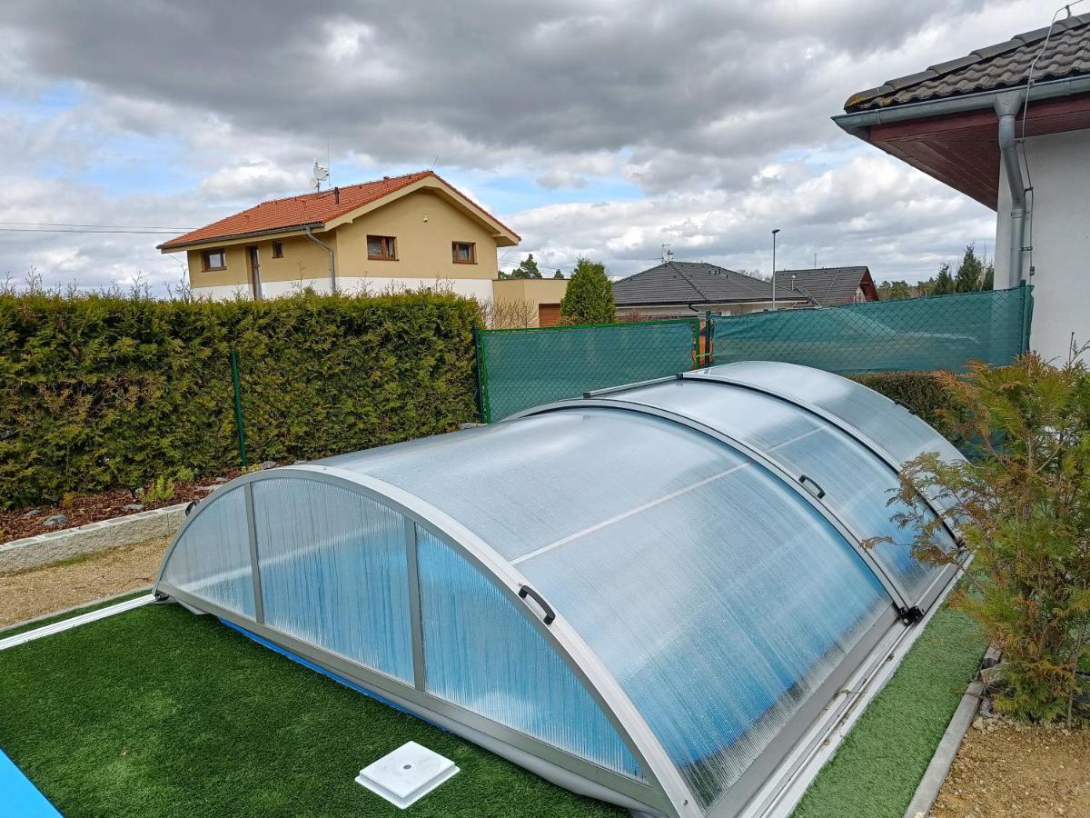 Relaxklub villa s wellness Tremosna Exteriör bild
