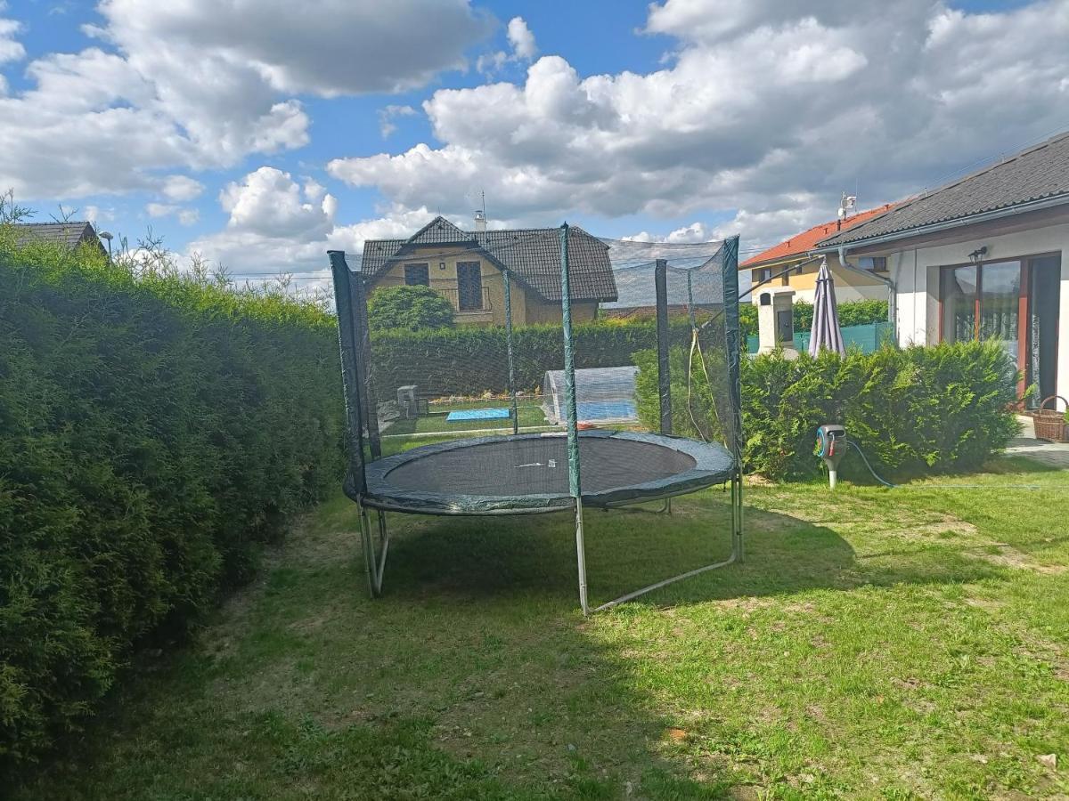 Relaxklub villa s wellness Tremosna Exteriör bild
