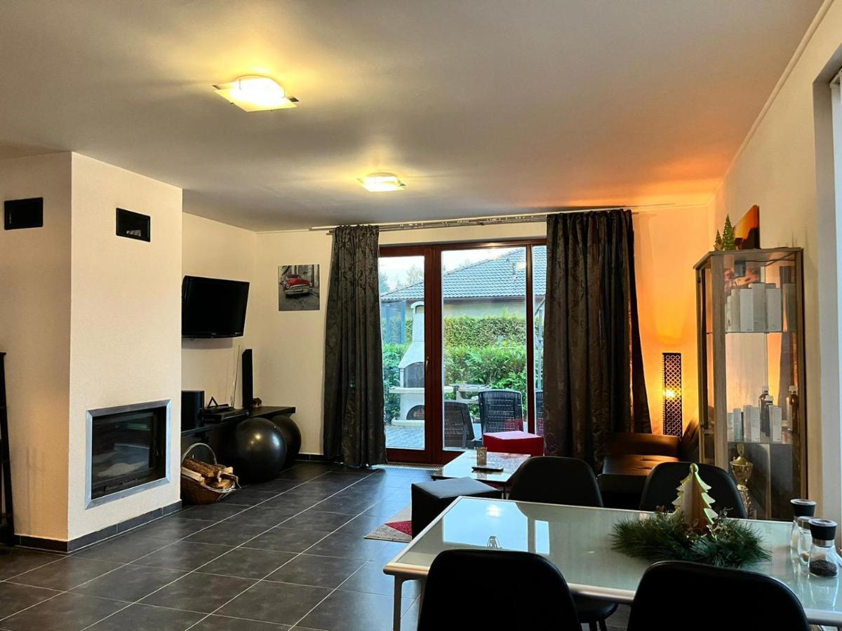 Relaxklub villa s wellness Tremosna Exteriör bild